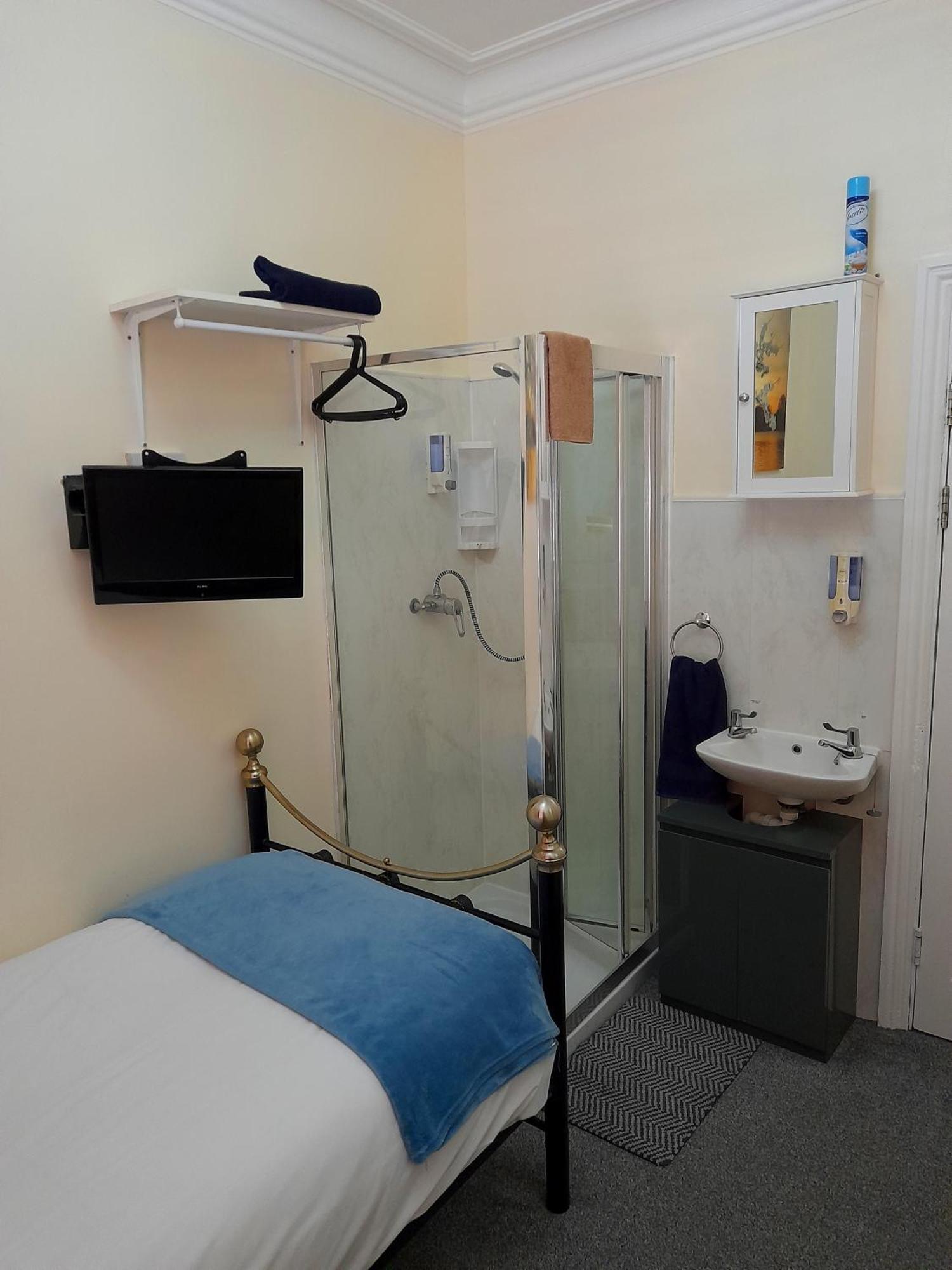 Phoenix Guest House بلاكبول الغرفة الصورة