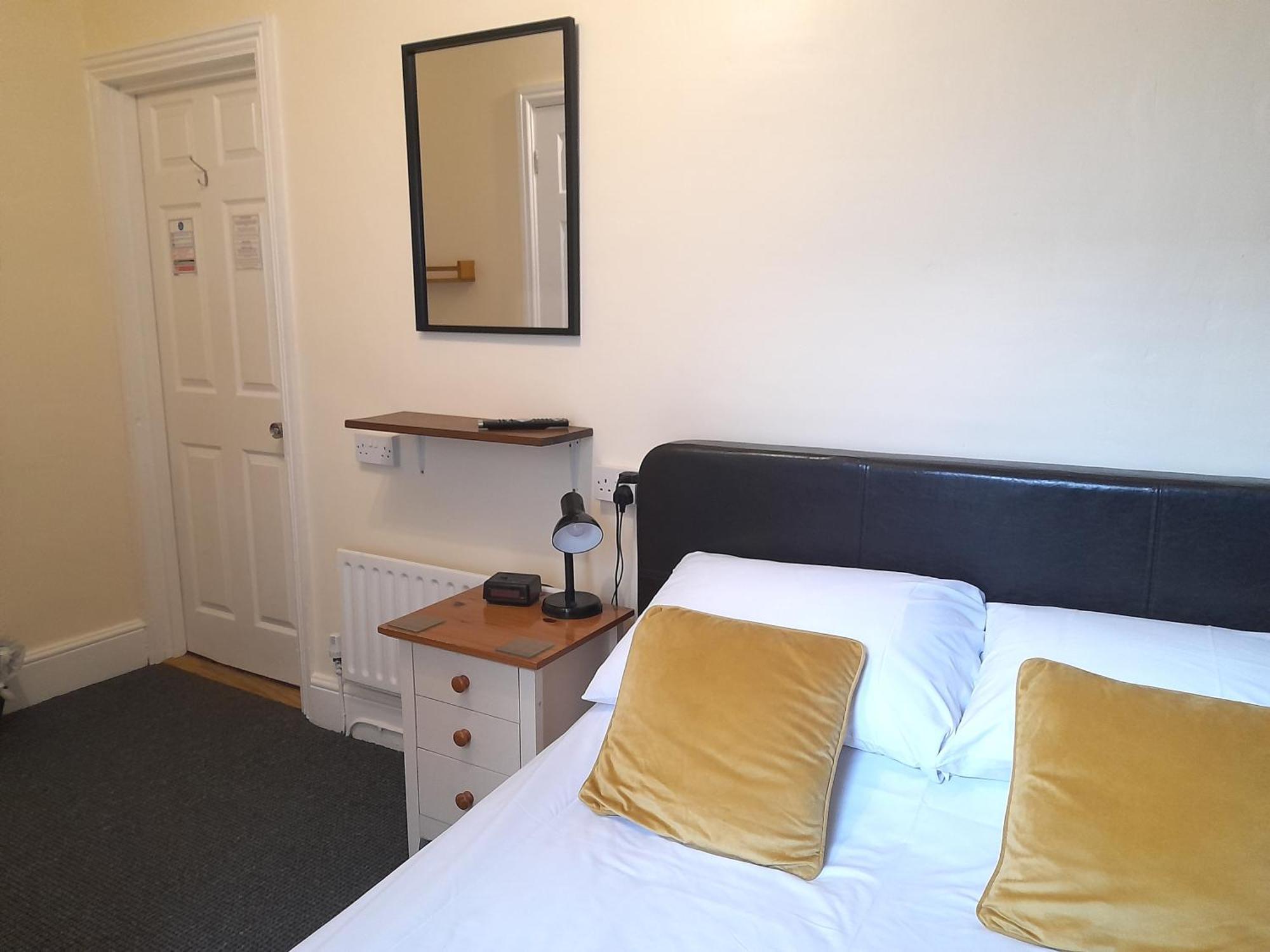 Phoenix Guest House بلاكبول الغرفة الصورة